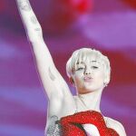 Miley Cyrus, el negocio de enseñarlo todo