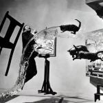 Una de las obras de la exposición "Dalí. Cultura de masas"en una de las nuevas salas del Museo Reina Sofía.EFE
