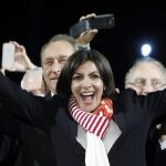 Anne Hidalgo celebra su victoria en París