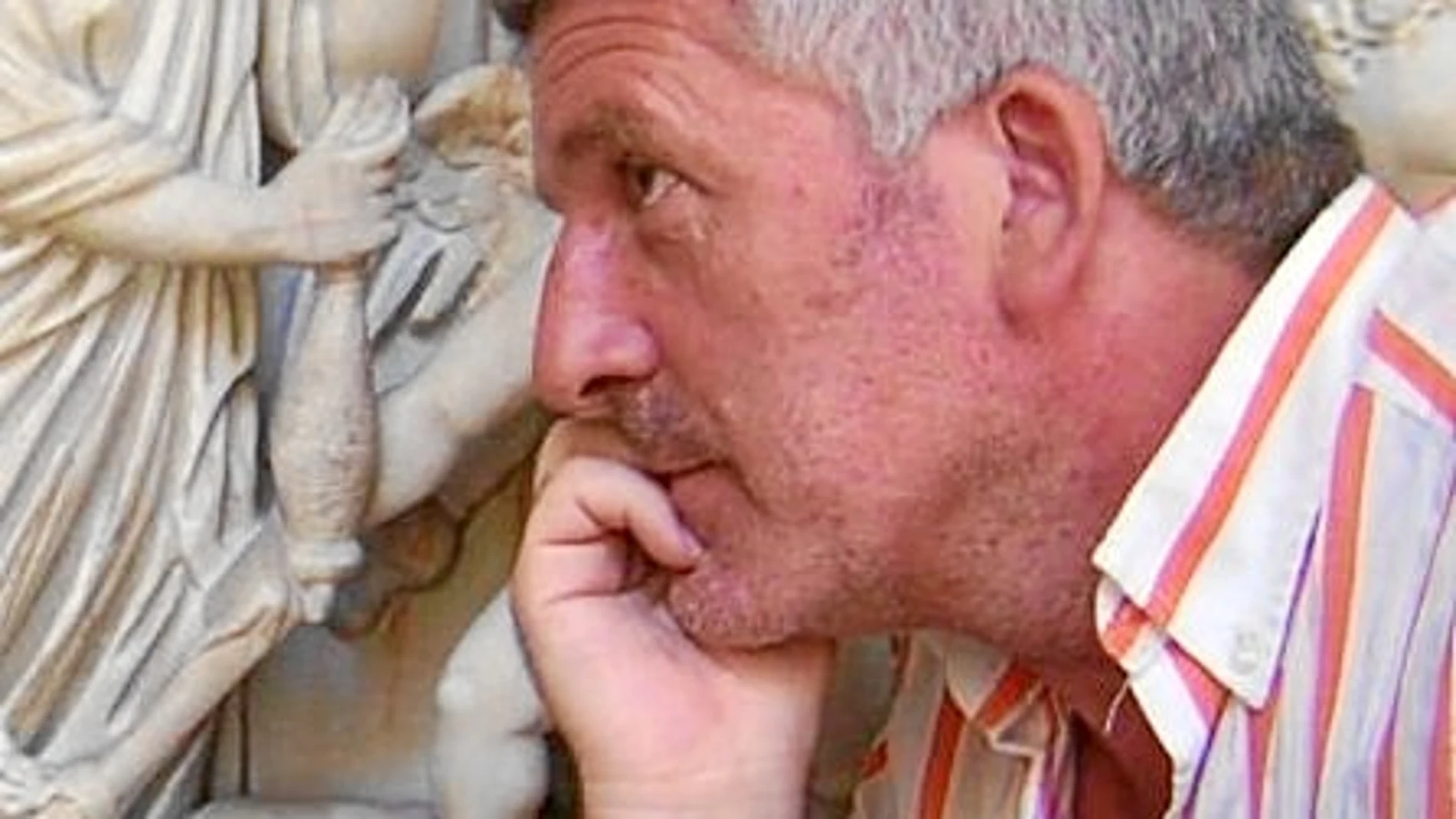 Gregorio Luri: «Los niños aprenden por los ojos»