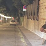 La mayoría de los franceses cree que criminalizar al «comprador de actos sexuales» perjudica a las mujeres y no ataca la raíz del problema: la trata ilegal