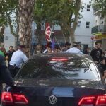 El coche de Montoro fue apedreado