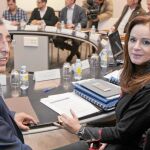 La consejera de Agricultura y Ganadería, Silvia Clemente preside la Mesa Sectorial del Ibérico