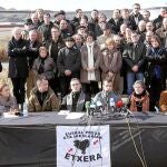 «Foto de familia» de los participantes más relevantes en el homenaje a Otegi del pasado enero en Logroño