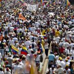 Multitudinaria manifestación opositora en Caracas.