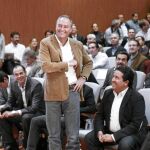 El presidente de la Generalitat y del PP, Alberto Fabra, ayer en las jornadas sobre presupuestos en Castellón