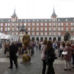 Turistas en la Plaza Mayor de Madrid