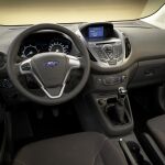 Su interior es similar al del Fiesta o el B-Max.