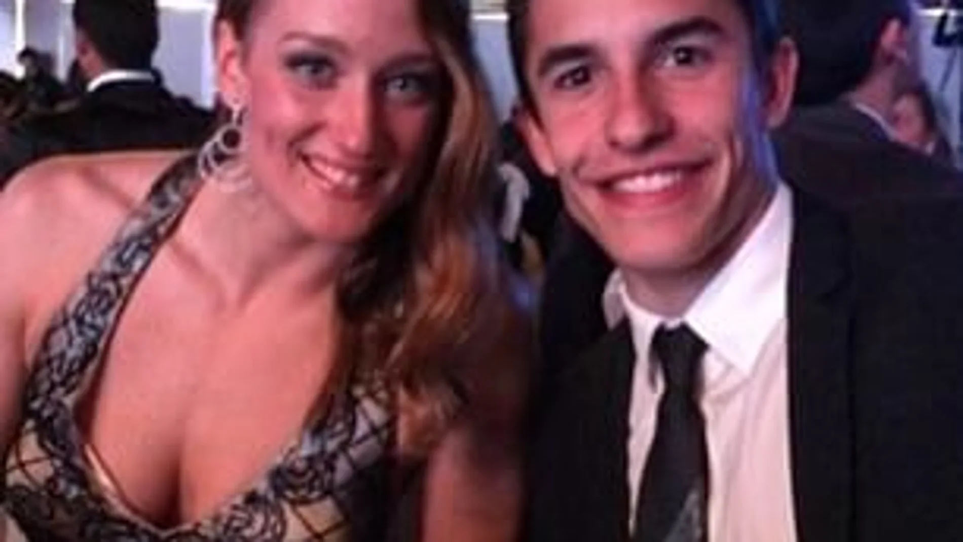 Mireia y Marc Márquez en uno de los muchos actos de este año en los que han recogido premios