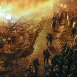 Policías antimotines en la Plaza de la Independencia de Kiev durante las protestas