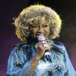 Celia Cruz ya forma parte del Paseo de la Fama del Teatro Apollo