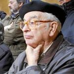 «Txillardegi», escritor y lingüista, fue uno de los fundadores de ETA, que abandonó en 1967, y uno de los «padres» de Herri Batasuna