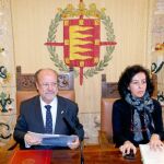 Javier León de la Riva y Mercedes Cantalapiedra analizar el comportamiento del turismo en Valladolid