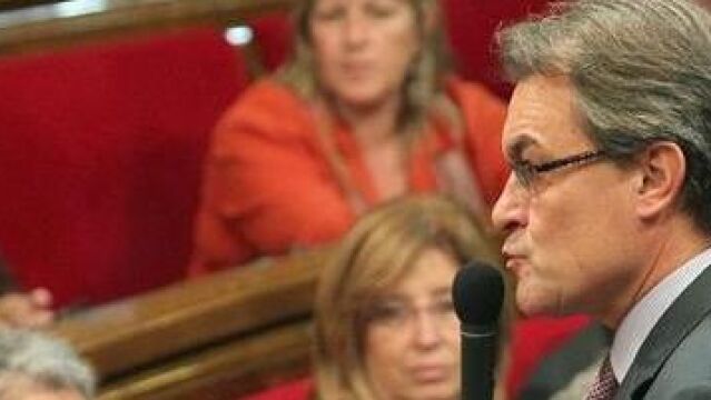 La sombra de Mas se topa con la patronal