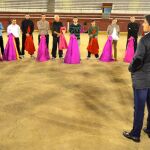 El diestro madrileño charla con sus alumnos por un día
