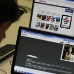 El estudio indica que la gente se lleva las tabletas y los teléfonos a la habitación porque no están de humor para practicar sexo