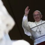 El Papa durante el rezo del Angelus