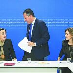 Sanz se reune con el Comite de Campaña del PP-A