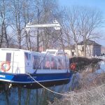 El barco Juan de Homar, que recorre el Canal de Castilla por aguas palentinas