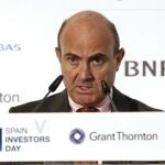 De Guindos, Botín y Francisco González, entre los asistentes al Foro de Davos