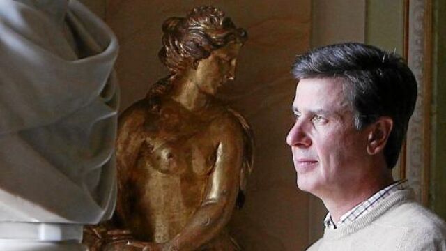 Cayetano Martínez de Irujo, en el interior del palacio de Liria, el centro neurálgico de la Casa de Alba