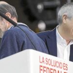Rubacalcaba y Navarro, ayer, en el pabellón de la Vall d'Hebron de Barcelona