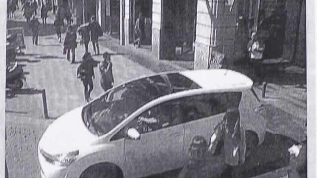 El coche de Esperanza Aguirre el día del incidente