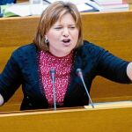 La consellera de Infraestructuras, Territorio y Medio Ambiente, Isabel Bonig, en Les Corts