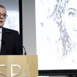 El presidente de Telefónica, César Alierta, durante la presentación, esta mañana en Madrid, del programa de Empleabilidad Joven de la Fundación Telefónica