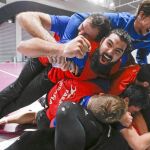 Los jugadores en el entrenamiento de ayer