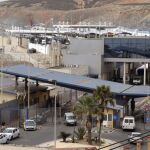 Frontera del Tarajal, que separa Ceuta de Marruecos