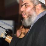 Imagen de archivo de Mustafa Kamel Mustafa, también conocido como Sheik Abu Hamza.