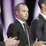 Iniesta fue nombrado en agosto Mejor Jugador de la UEFA 2012, por delante de Messi y Cristiano Ronaldo