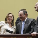 Se suspende la sesión hasta las cuatro de la tarde