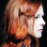 Neko Case pasó bastante tiempo sin reírse de nada, hasta que un amigo se sorprendió: «Ahí me dí cuenta»