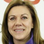 La secretaria general del PP, María Dolores de Cospedal, momentos antes de su intervención hoy en los Desayunos Informativos de Europa Press.