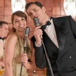 Imagen de Paula Echevarría y Asier Etxeandia en uno de los últimos capítulos de «Velvet»