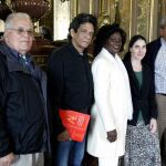 Elizardo Sánchez, Reinaldo Escobar, Berta Soler, Yoani Sánchez y Juan Felipe Medina, en la Casa de América