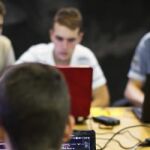 El programa Explorer, de 12 semanas de duración, está destinado a jóvenes residentes en España de entre 18 y 31 años