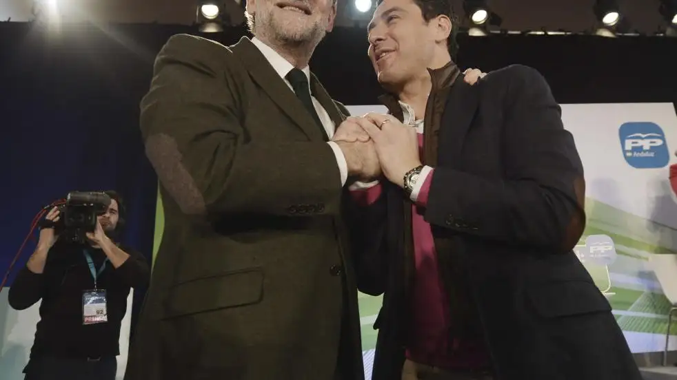 Mariano Rajoy y Juanma Moreno