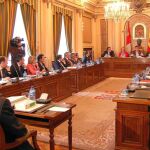 Pleno de la Diputación de Soria, presidido por Antonio Pardo, en el que se aprobó que la institución provincial entrara a formar parte de «Puertas Norma»