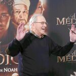  Noah Gordon: «La medicina se ha convertido en un negocio»