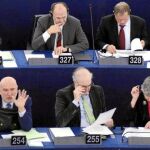 Eurodiputados, durante una votación realizada en Estrasburgo en el día de ayer