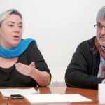 José María González con Marga Ferré durante la rueda de prensa