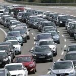 Atascos de hasta 40 kilómetros en la A-4