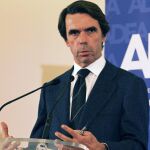 El expresidente del Gobierno durante su intervención en el Foro ADEA