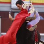 Voltereta del mexicano Diego Silveti al realizar una bernadina