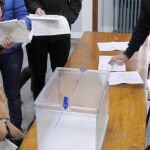 Los primeros resultados con más del 90% escrutado se conocerán a las 23.00 horas