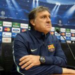El entrenador del FC Barcelona, Gerardo "Tata"Martino, ofrece una rueda de prensa en Ámsterdam (Holanda