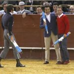 Padilla pidió a El Fundi y Antonio Ferrera que bajaran del tendido para protagonizar un vibrante tercio de banderilleras